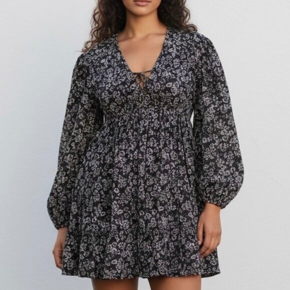 Merlette Dresses & Skirts - Merlette Lasse Print Mini Dress in Black Stamped Floral Size Large